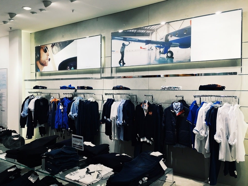 Fards et Jupons : focus sur les dernières tendances mode de la saison